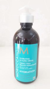 Crema para peinar todo tipo de cabello Moroccanoil 300 ml. $19.900